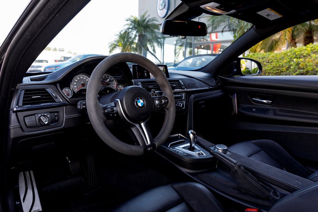 Used 2019 BMW M4 CS w/ Executive Package image 28
