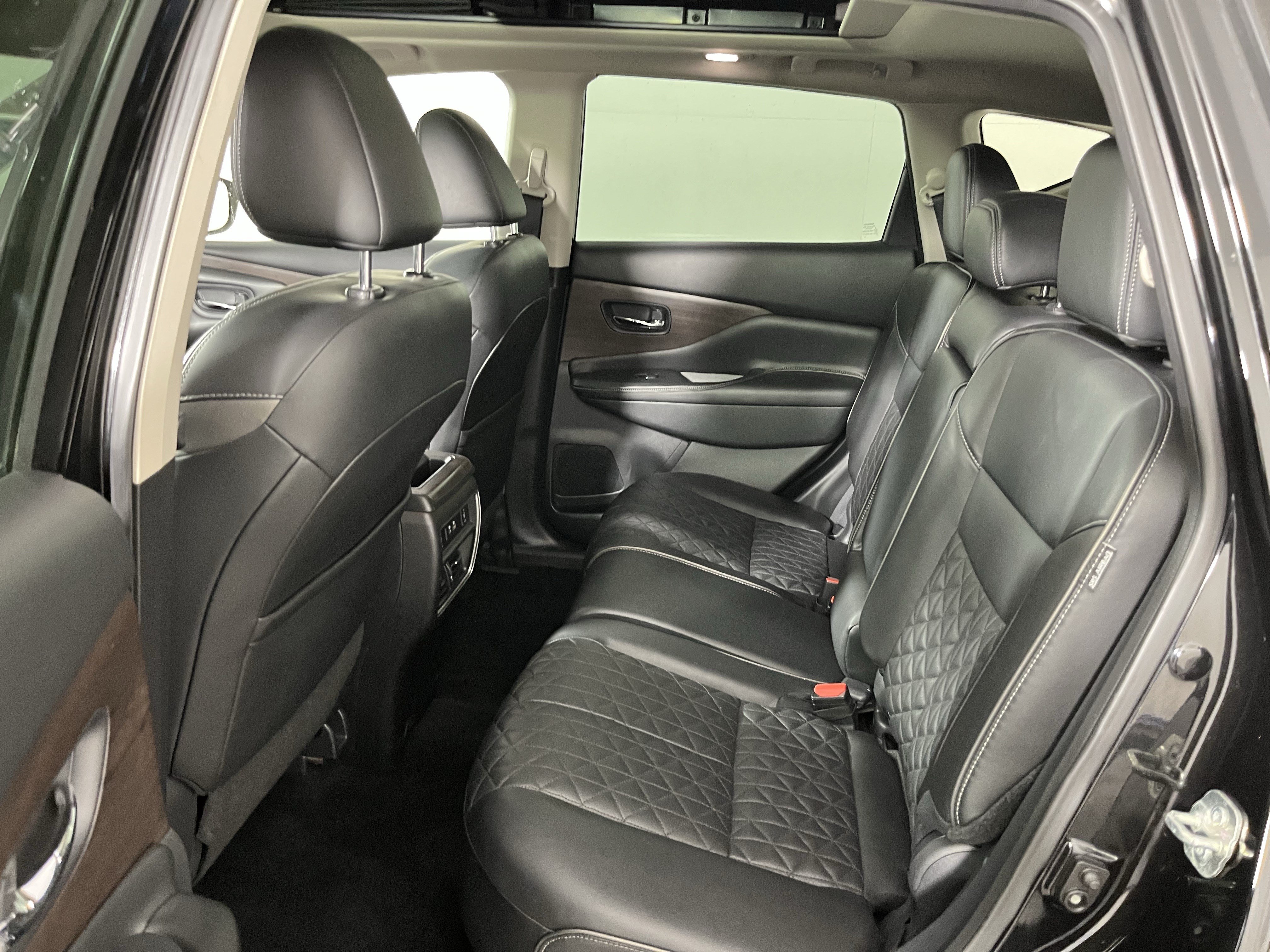 Used 2019 Nissan Murano Platinum AWD/4WD image 17