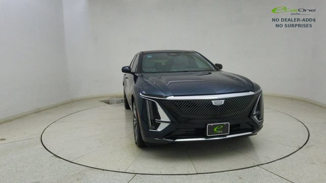 Used 2025 Cadillac Lyriq Luxury w/ LPO, Floor Liner Package RWD image 66