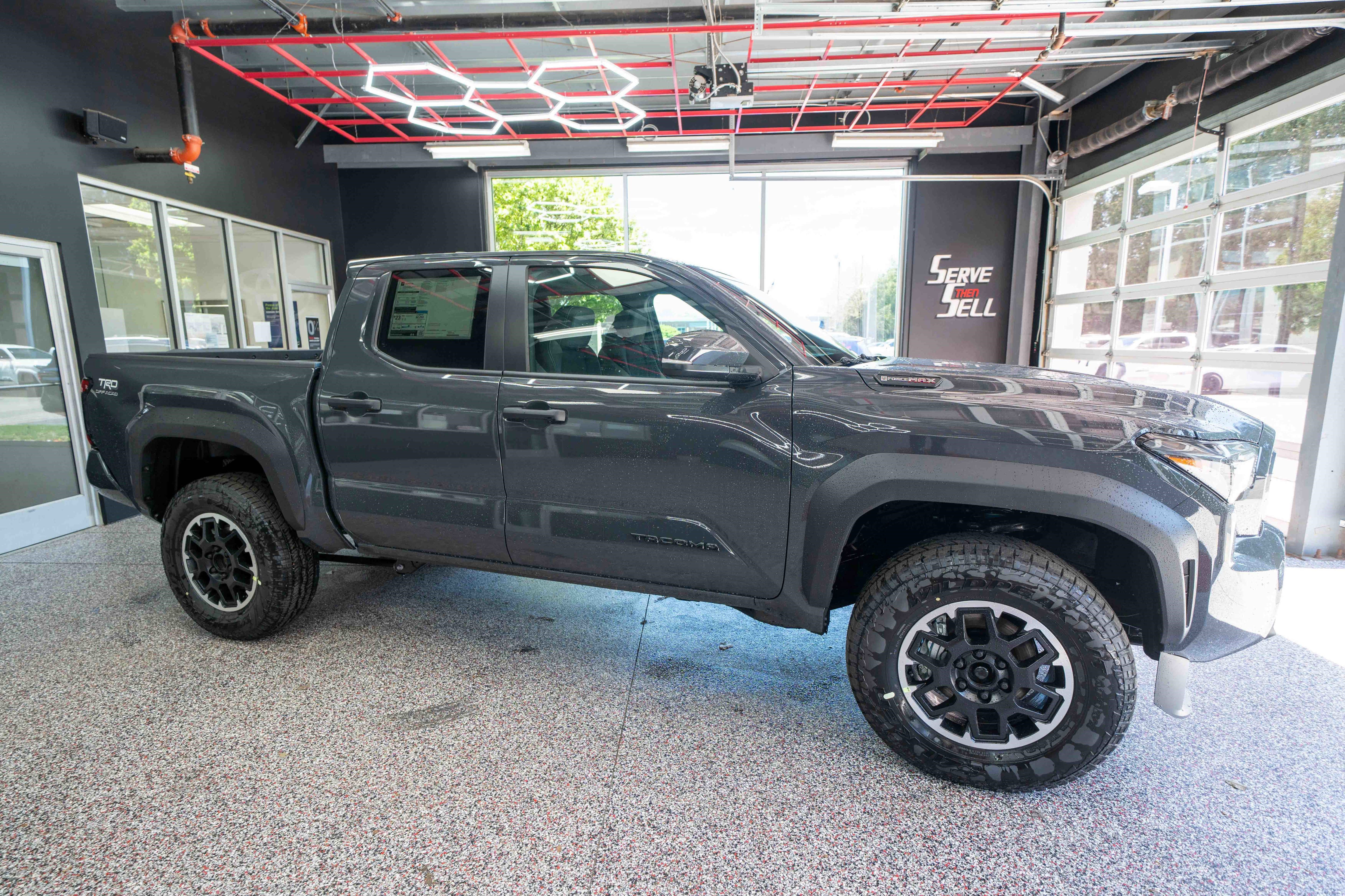 New 2026 Toyota Tacoma TRD Off-Road w/ TRD Off Road Upgrade Package AWD/4WD image 5