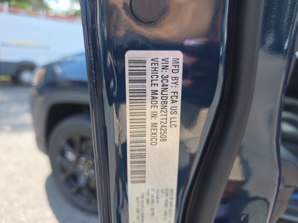 New 2026 Jeep Compass Latitude AWD/4WD image 30