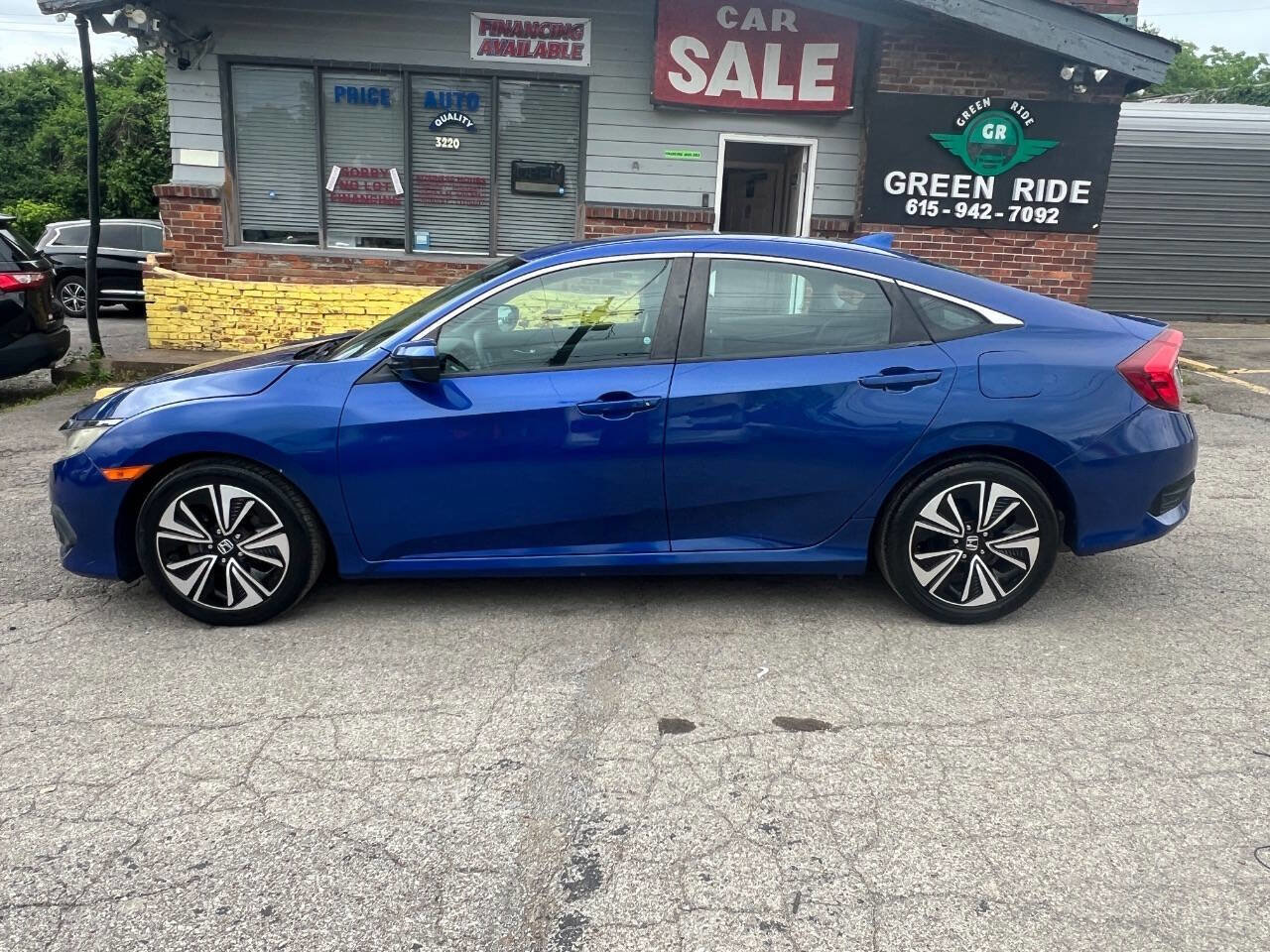 Used 2016 Honda Civic EX-L image 2