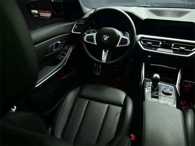 Used 2022 BMW 330i Sedan w/ M Sport Package image 17