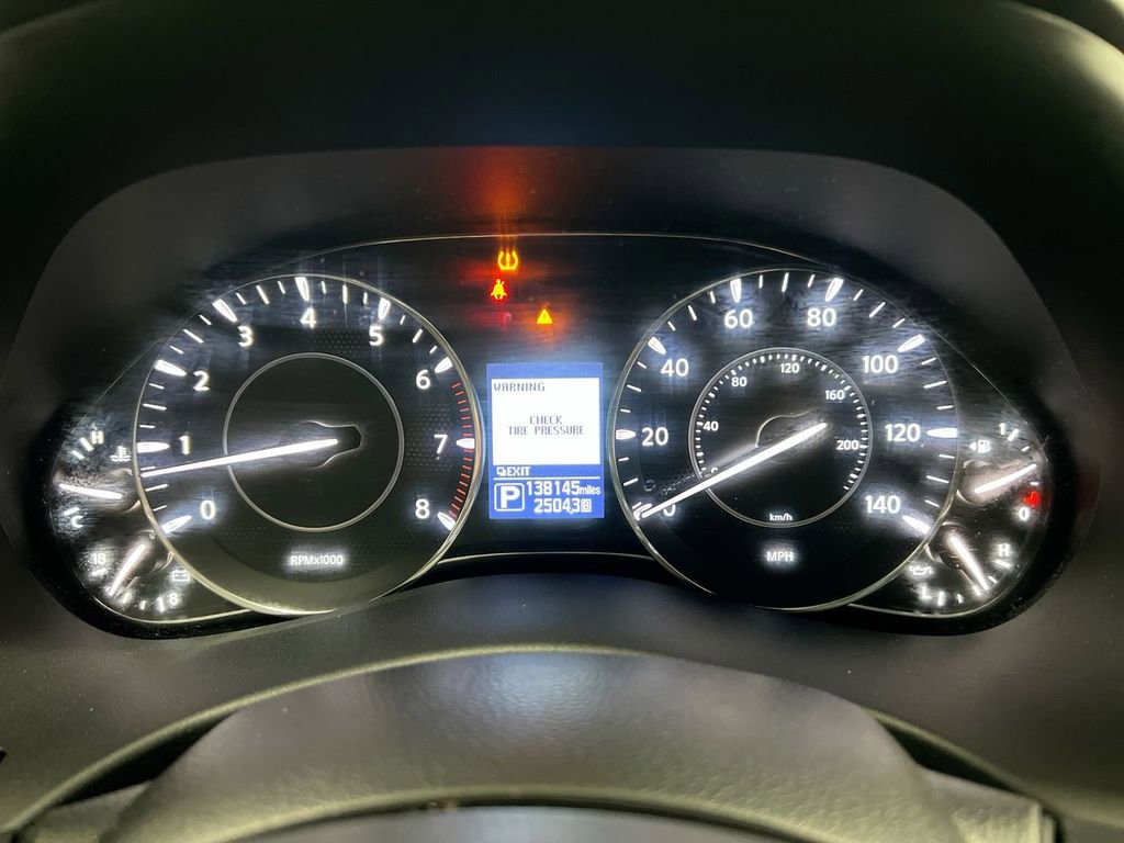 Used 2018 Nissan Armada SL w/ Moonroof Package image 12