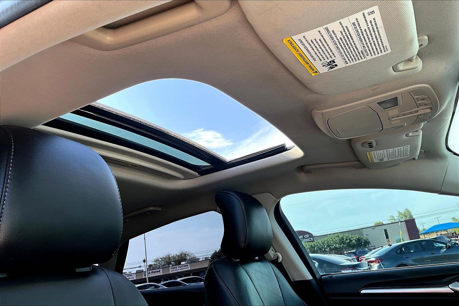 Used 2019 Ford Fusion Titanium AWD/4WD image 13