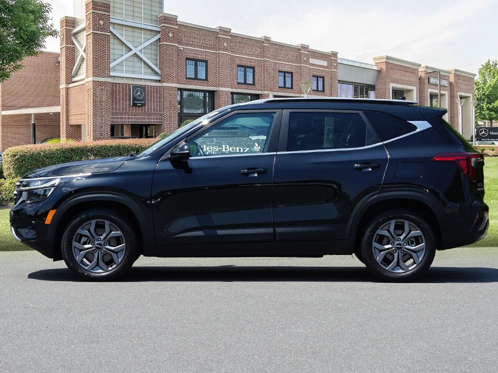 Used 2024 Kia Seltos S AWD/4WD image 8