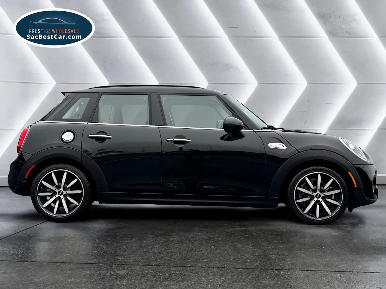 Used 2019 MINI Cooper S w/ Storage Package image 4