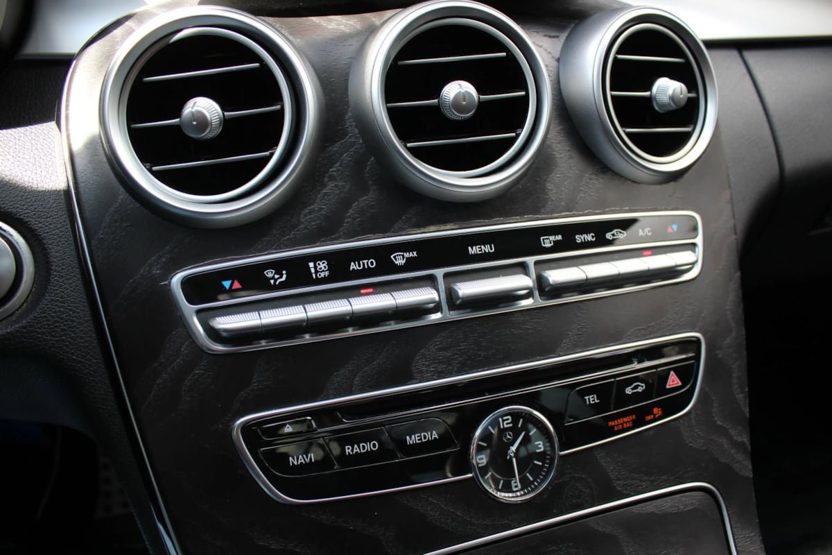 Used 2016 Mercedes-Benz C 450 4MATIC Sedan image 17