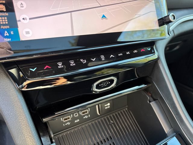 New 2026 Jeep Grand Cherokee Altitude AWD/4WD image 22