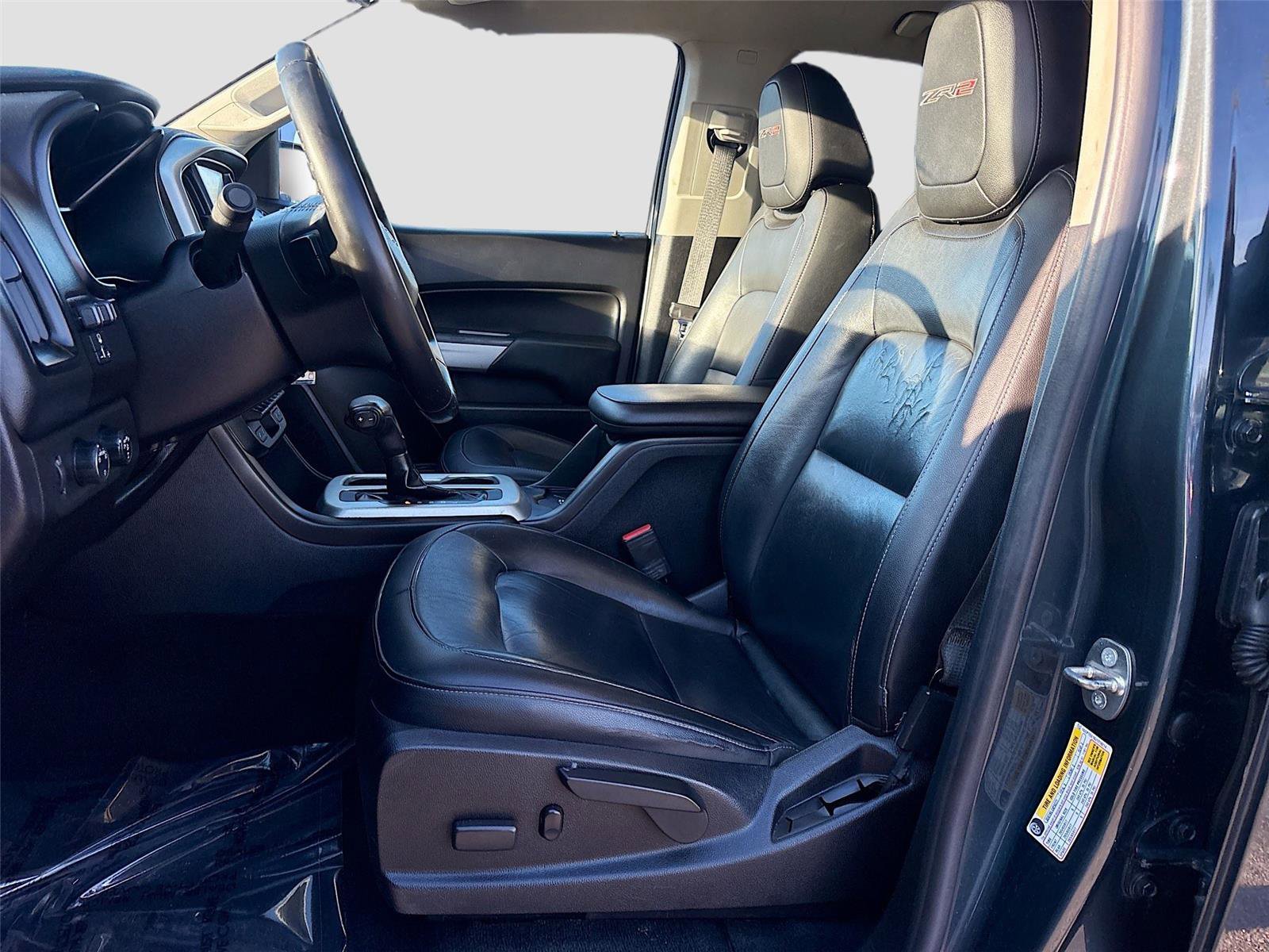 Used 2018 Chevrolet Colorado ZR2 image 24