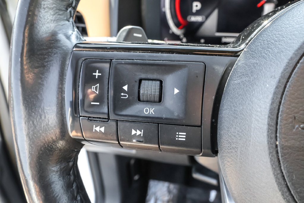 Used 2023 Nissan Rogue Platinum w/ Platinum Premium Package AWD/4WD image 22