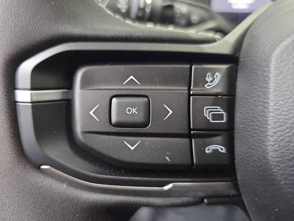 New 2026 Jeep Cherokee Laredo AWD/4WD image 17