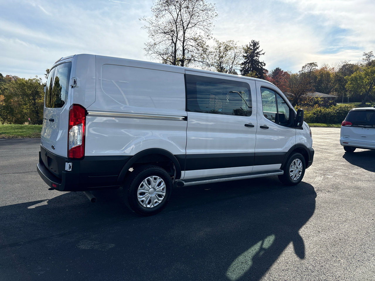 Used 2024 Ford Transit 250 Low Roof w/ Exterior Upgrade Package image 5