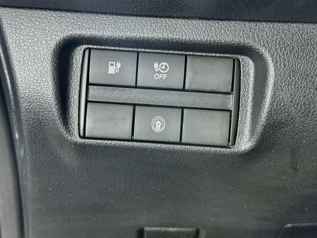 Used 2022 Nissan Leaf S FWD image 18