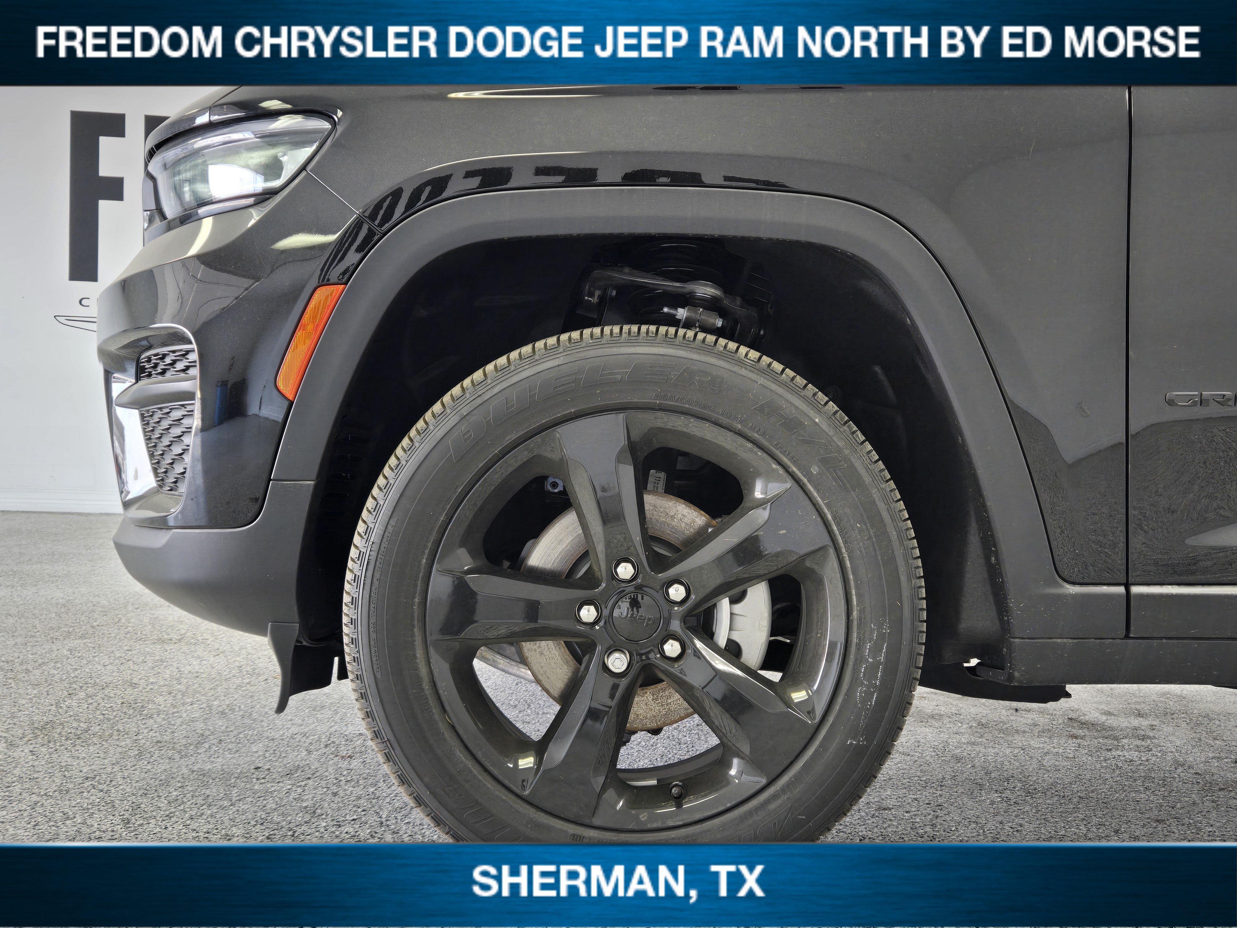 New 2025 Jeep Grand Cherokee Laredo RWD image 6