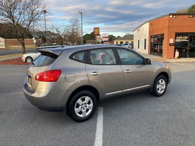 Used 2011 Nissan Rogue S image 3