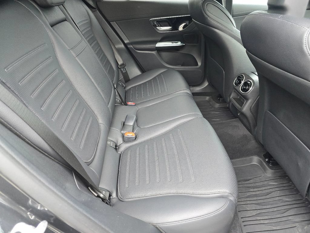 Used 2023 Mercedes-Benz GLC 300 4MATIC image 20