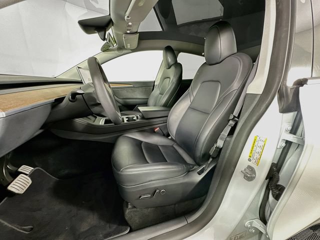 Used 2023 Tesla Model Y Performance AWD/4WD image 4