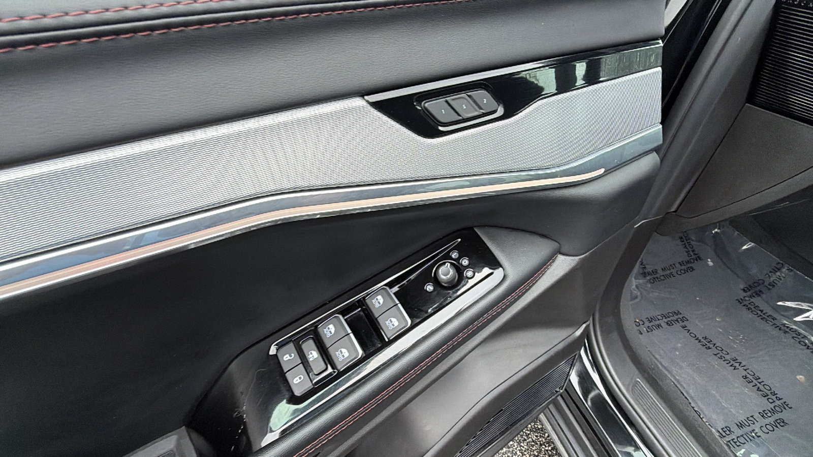 Used 2024 Jeep Wagoneer Launch Edition AWD/4WD image 15