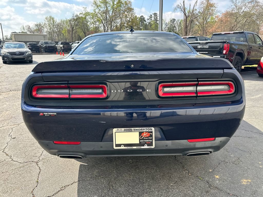 Used 2016 Dodge Challenger SXT Plus image 7
