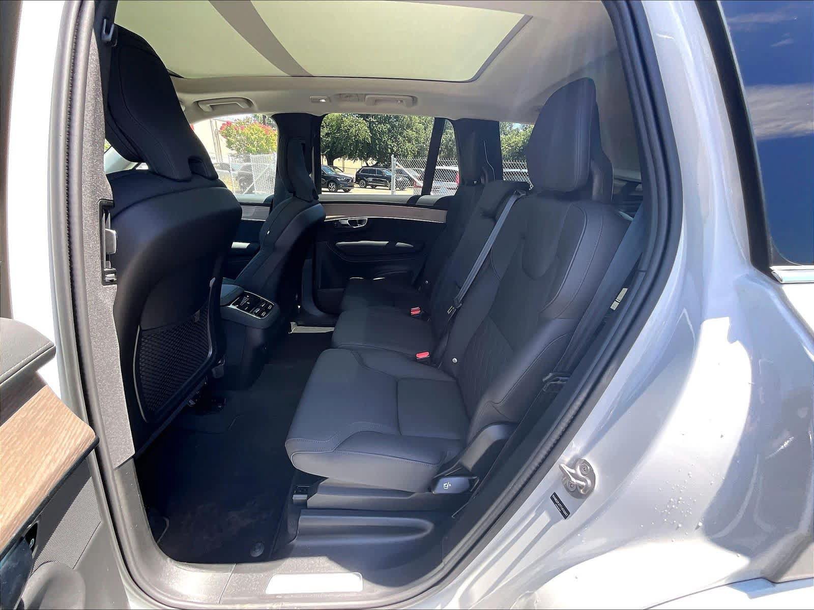 New 2026 Volvo XC90 B6 Core AWD/4WD image 12