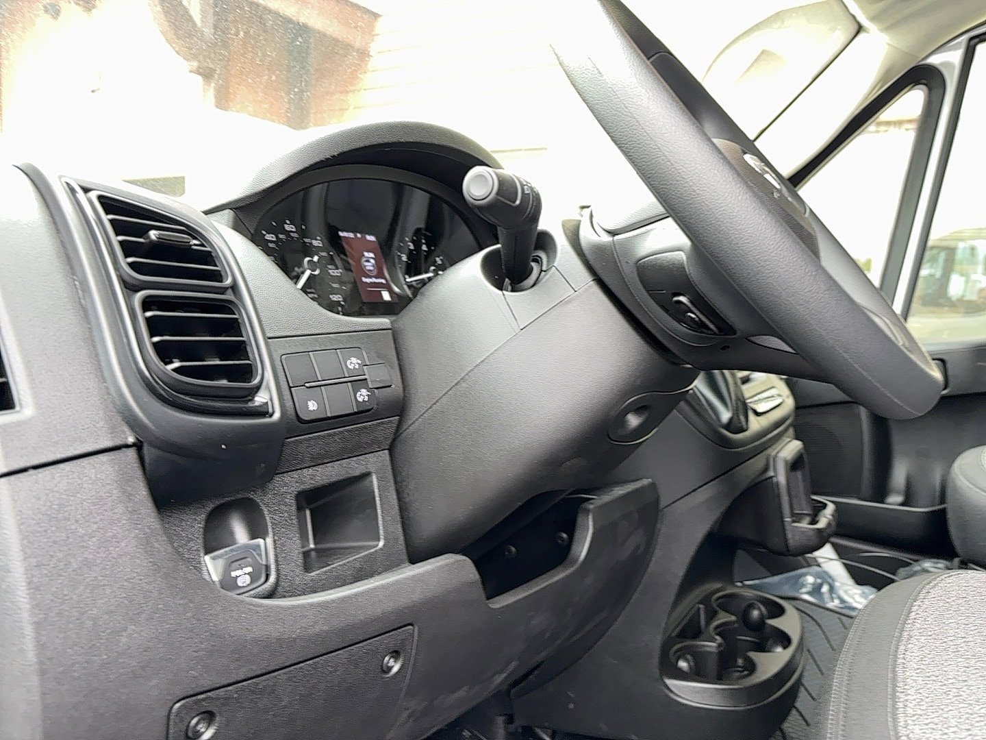 New 2026 RAM ProMaster 1500 w/ Convenience Group FWD image 14