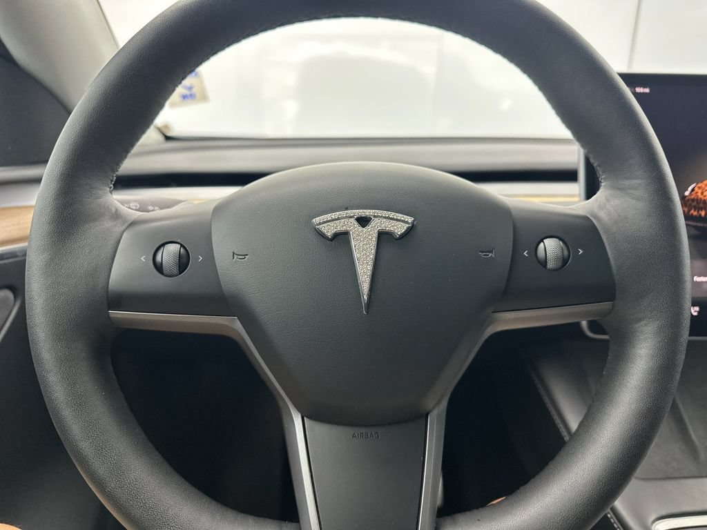 Used 2023 Tesla Model Y Performance AWD/4WD image 22
