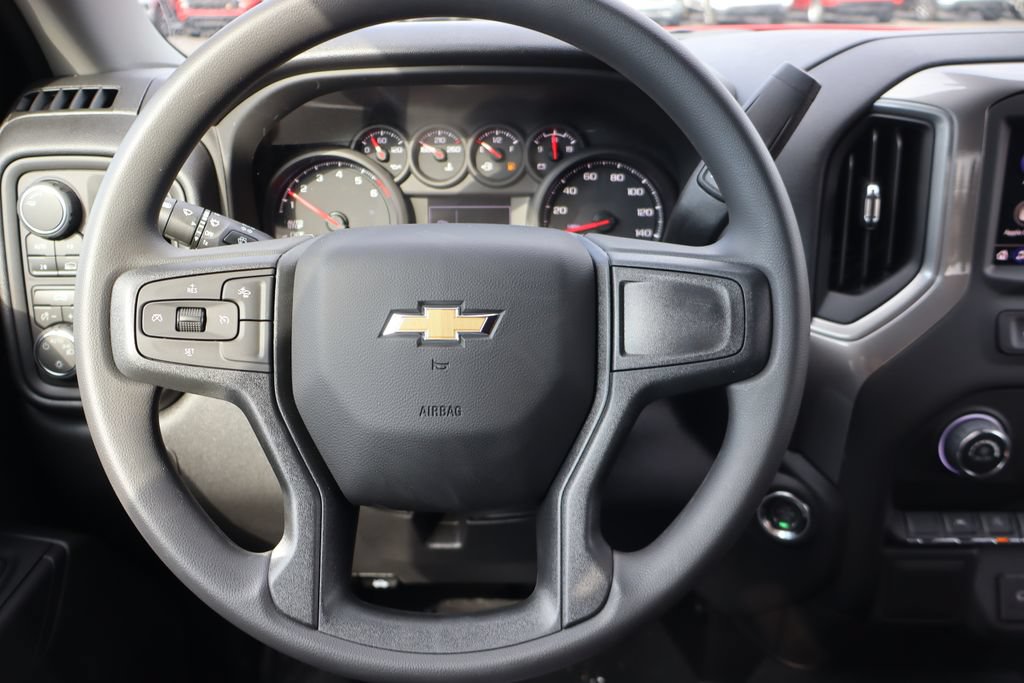 New 2026 Chevrolet Silverado 1500 Custom AWD/4WD image 7