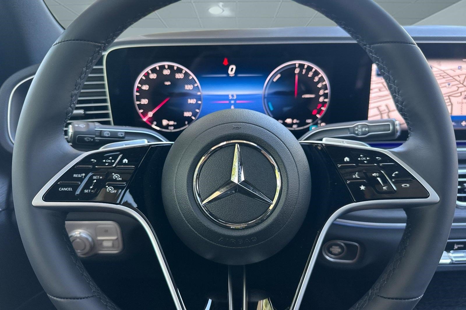 New 2026 Mercedes-Benz GLE 450e 4MATIC image 17