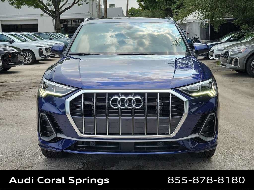 Certified 2024 Audi Q3 2.0T Premium w/ Convenience Package AWD/4WD image 14