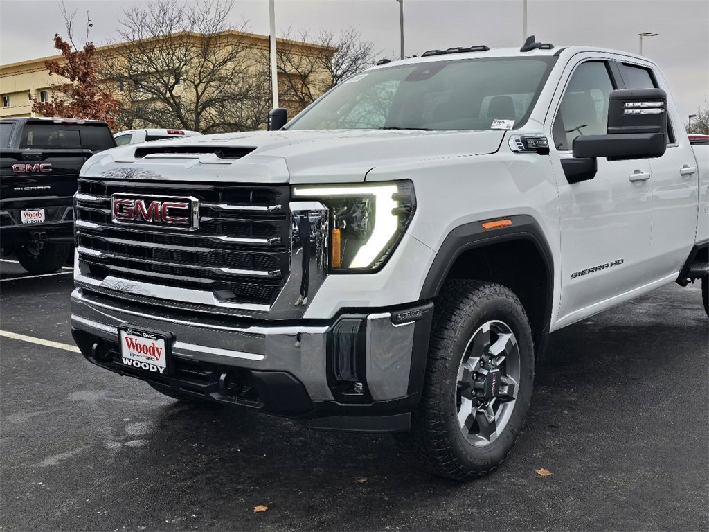 New 2026 GMC Sierra 3500 SLE image 10