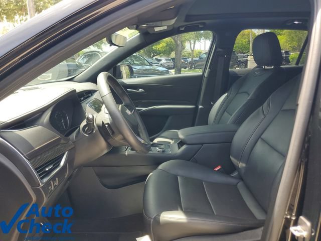 Certified 2022 Cadillac XT4 Sport w/ Comfort Package FWD image 18