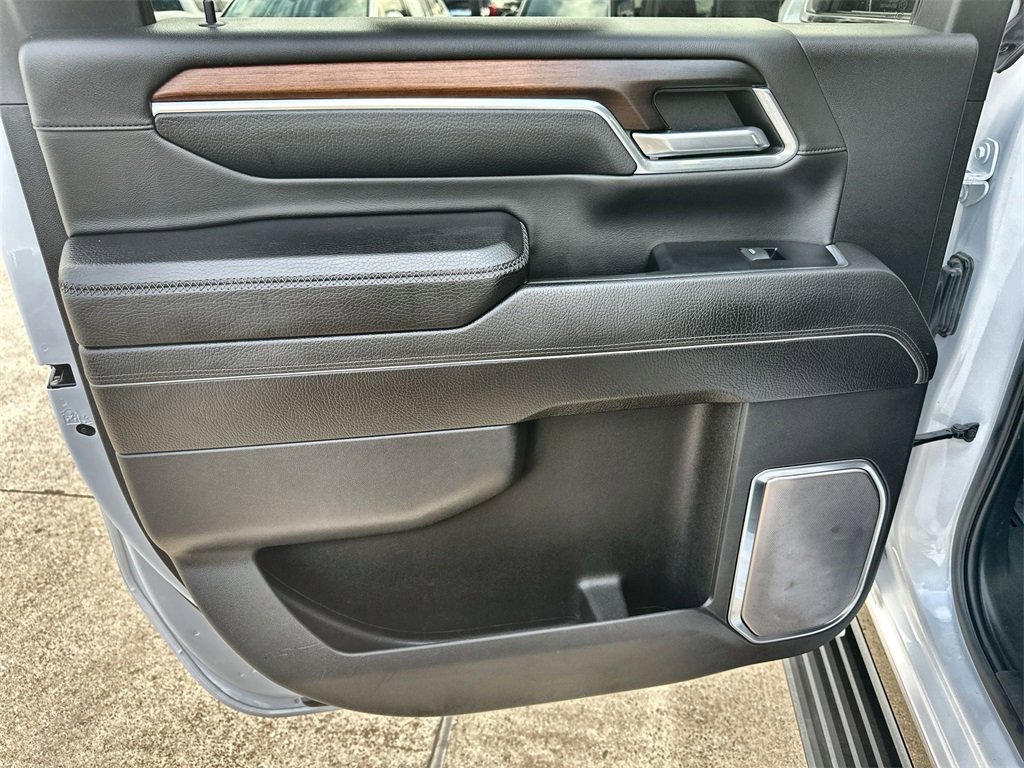 Used 2024 GMC Sierra 2500 Denali w/ Denali Reserve Package image 15