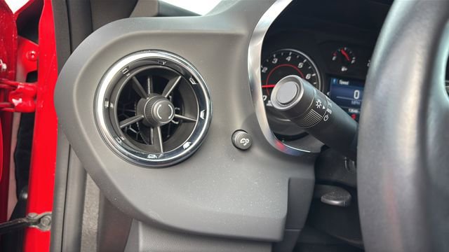 Certified 2023 Chevrolet Camaro LT w/ Technology Package image 19