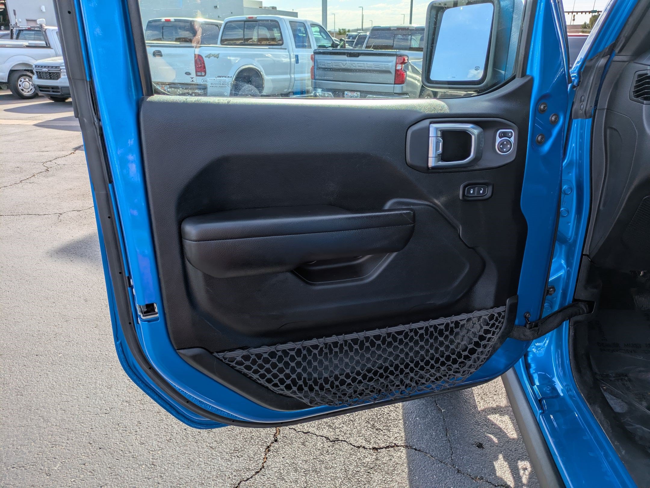 Used 2021 Jeep Wrangler Unlimited Rubicon AWD/4WD image 12