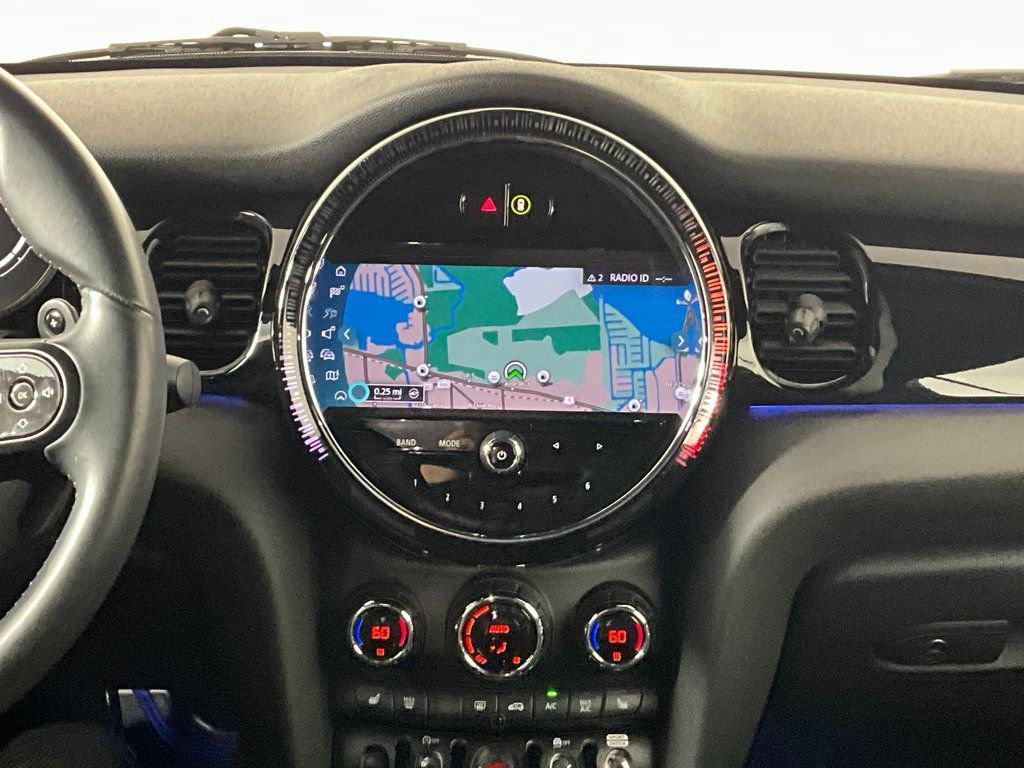 Used 2024 MINI Cooper S image 11