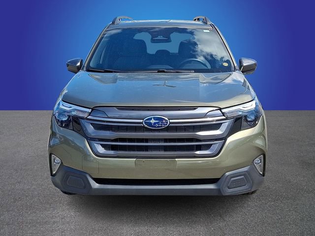 Used 2025 Subaru Forester Premium image 2