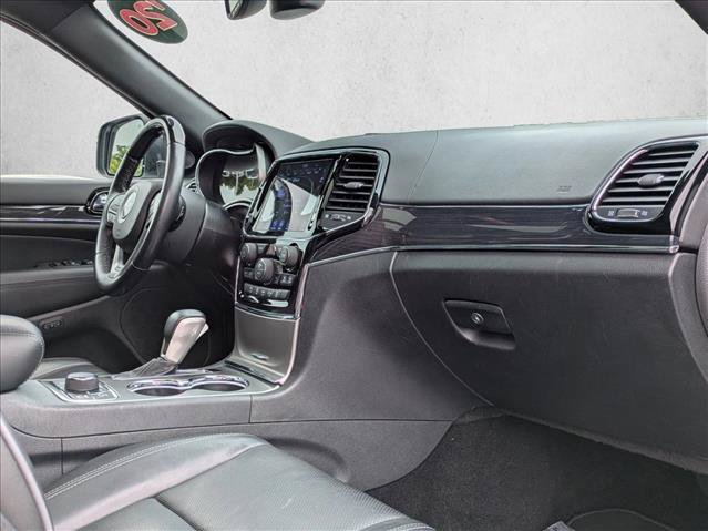 Used 2020 Jeep Grand Cherokee Overland AWD/4WD image 27