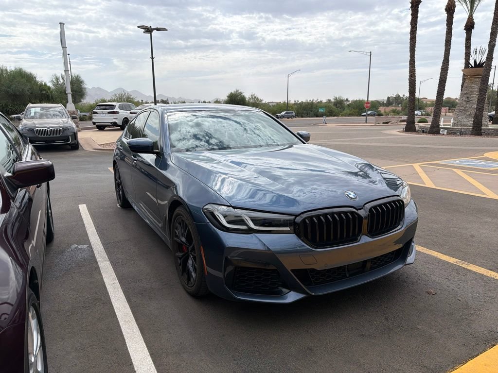 Used 2023 BMW 540i w/ Executive Package RWD image 3