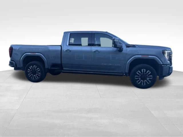 Used 2024 GMC Sierra 2500 Denali Ultimate image 4