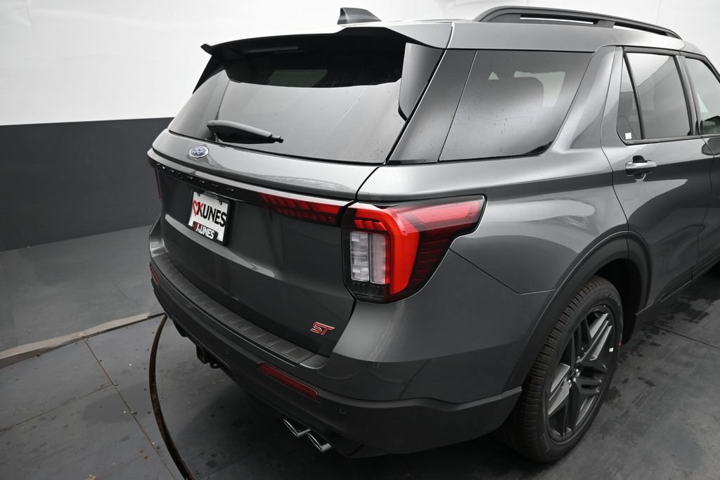 New 2026 Ford Explorer ST AWD/4WD image 12