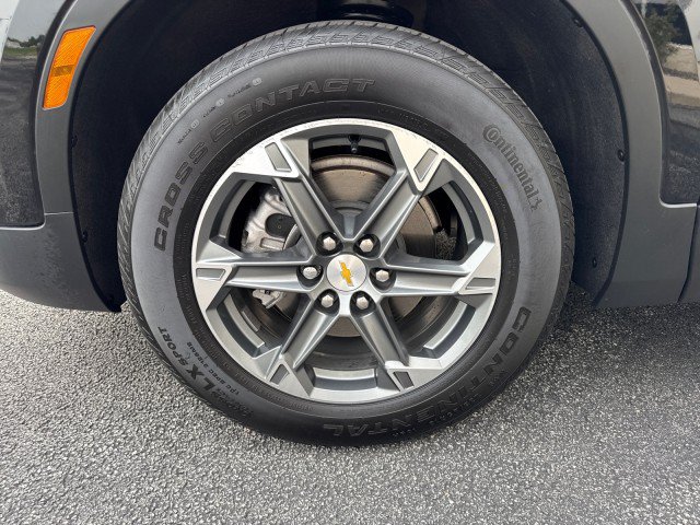 Used 2025 Chevrolet Blazer LT w/ Driver Confidence Package FWD image 12