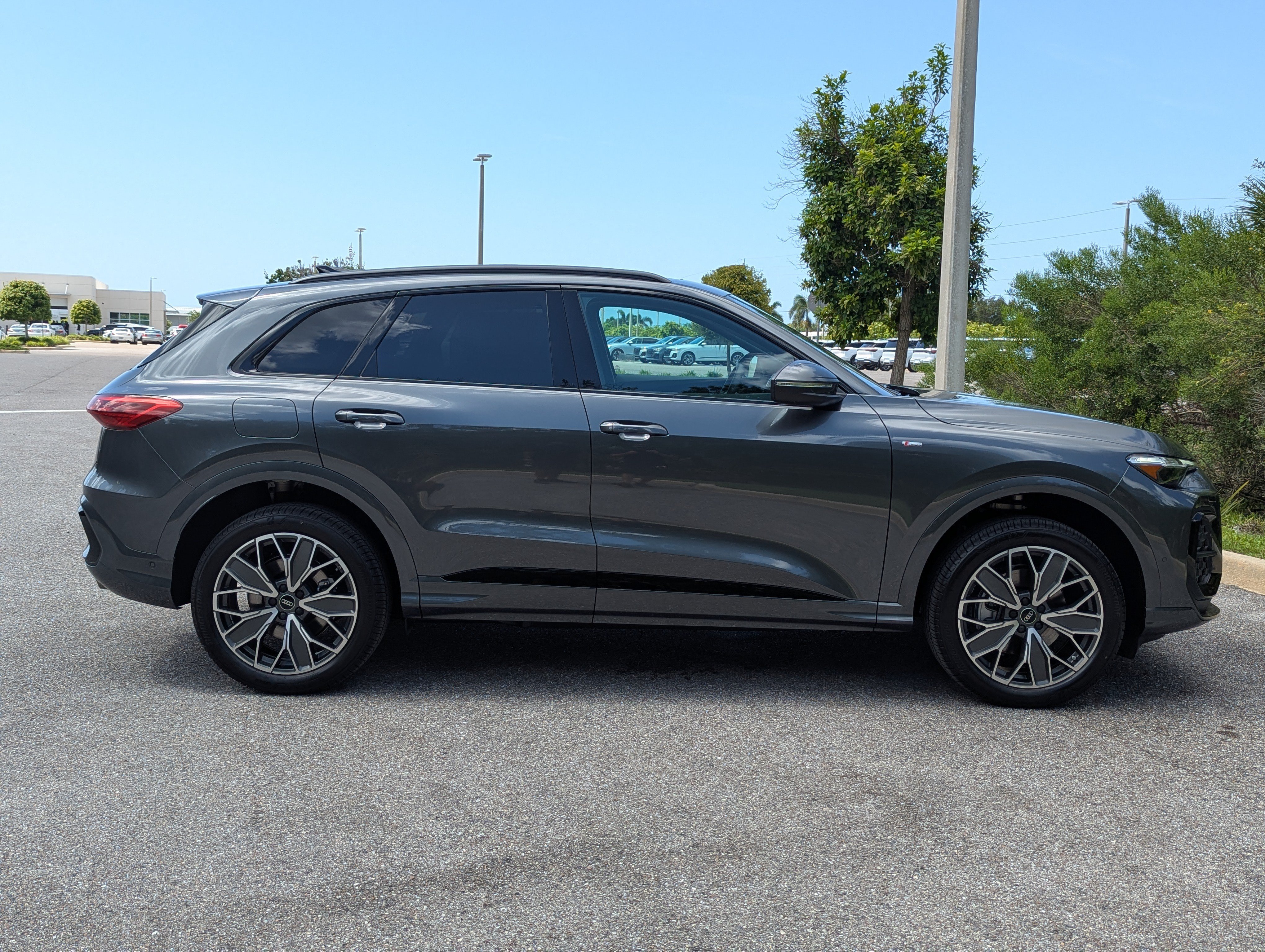 New 2026 Audi Q5 Premium Plus AWD/4WD image 8