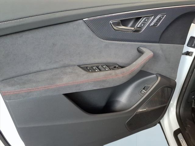 New 2026 Audi RS Q8 performance image 9
