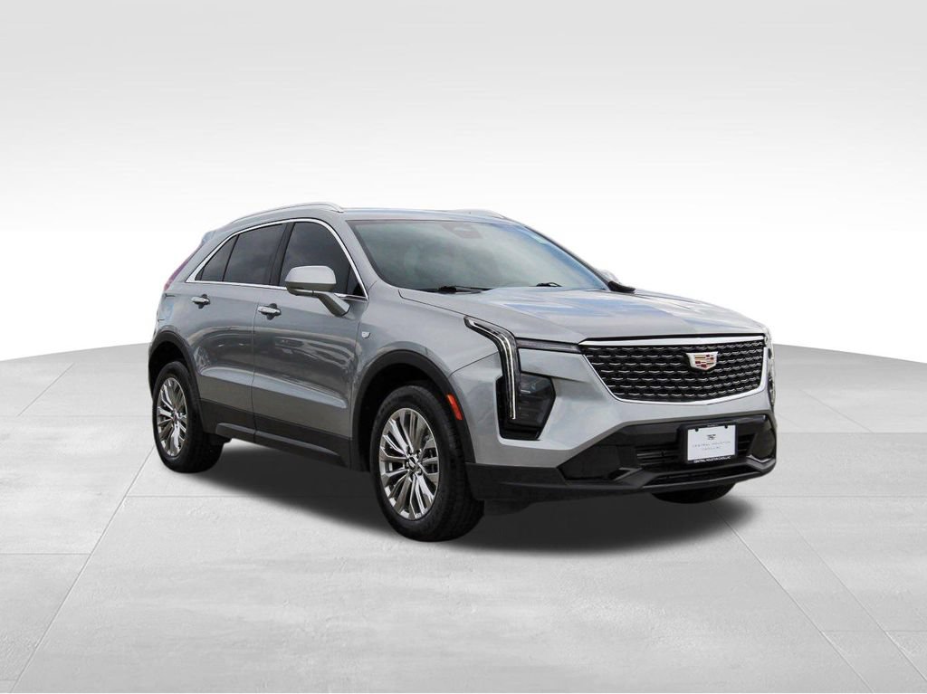 Used 2025 Cadillac XT4 Premium Luxury FWD image 1