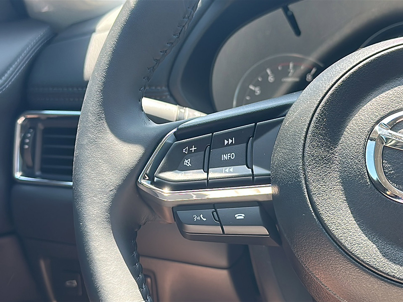 New 2025 MAZDA CX-5 AWD 2.5 S w/ Premium Plus Pkg image 19