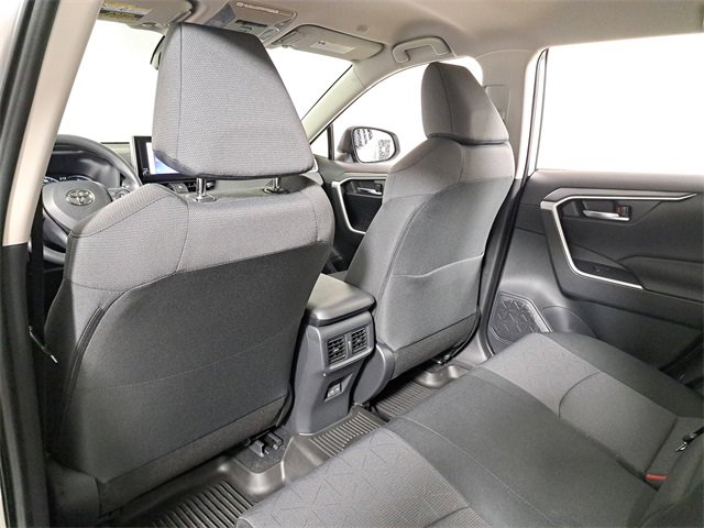 Used 2025 Toyota RAV4 XLE image 11