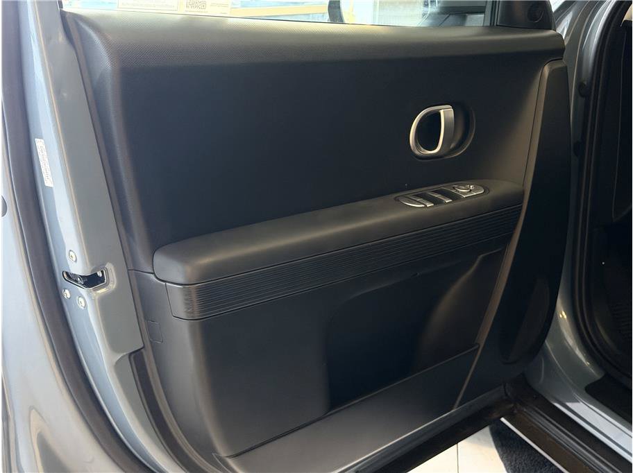 Used 2024 Hyundai Ioniq 5 SEL RWD image 10