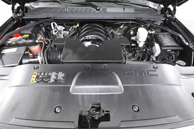 Used 2020 GMC Yukon Denali w/ Denali Ultimate Black Edition image 33