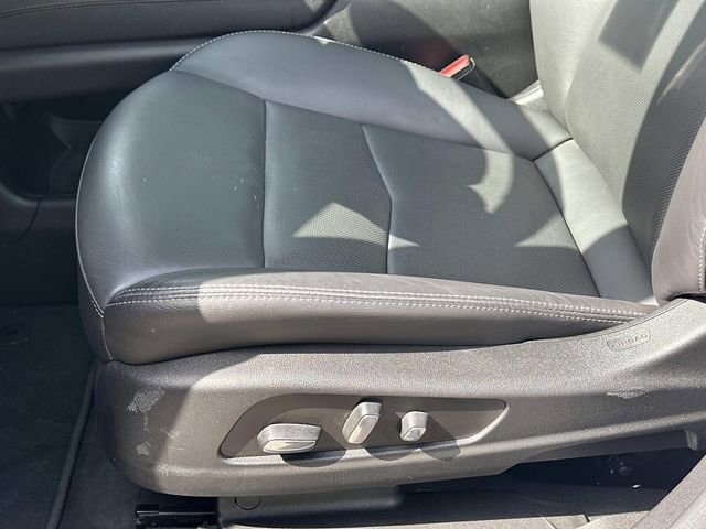 Used 2023 Cadillac XT5 Premium Luxury AWD/4WD image 17